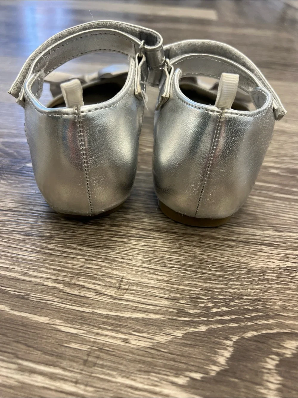 Futurino Girls Silver Glitter Bow Dress Shoes – EU 30